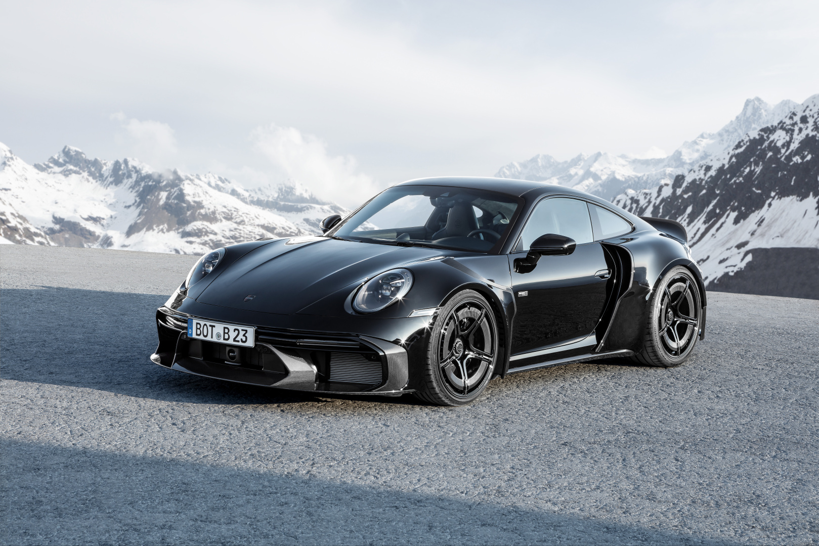 SMALL_BRABUS 900 Rocket R - Porsche 911 Turbo S Coupé_Outdoor (3)